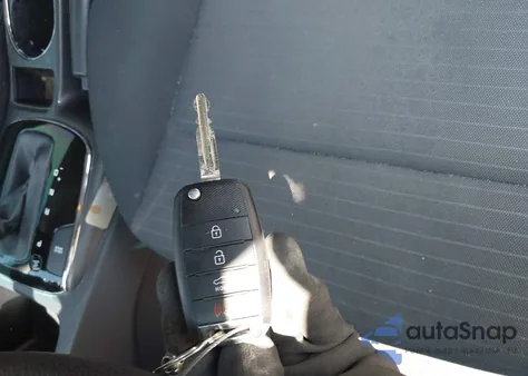 2017 Kia Forte Lx из США, поврежденный, VIN 3KPFL4A7XHE151029